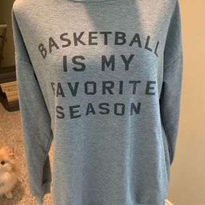 Basketball sweatshirt (106)